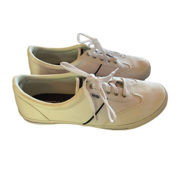 Keds women's white lace up sneaker/shoe. Craze II White. Size 10W. w/box. - Picture 1 of 5